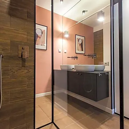 Lejlighedshotel Break Atelier Praga By Ina 4*