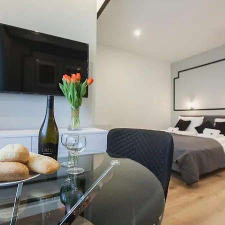 Apart-hotel Break Atelier Praga 4*