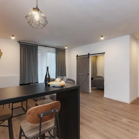 Break Atelier Praga 4*